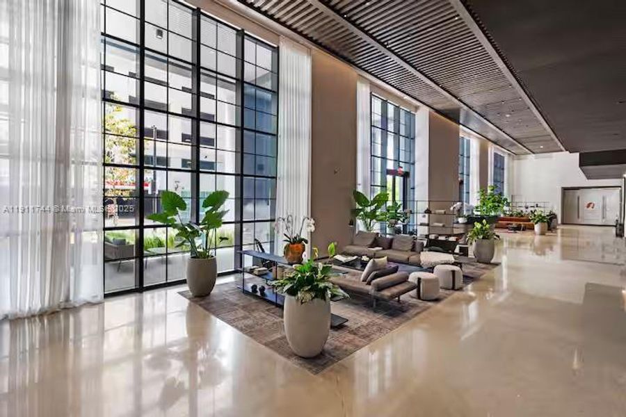 Community amenities in , Miami (Image 13).