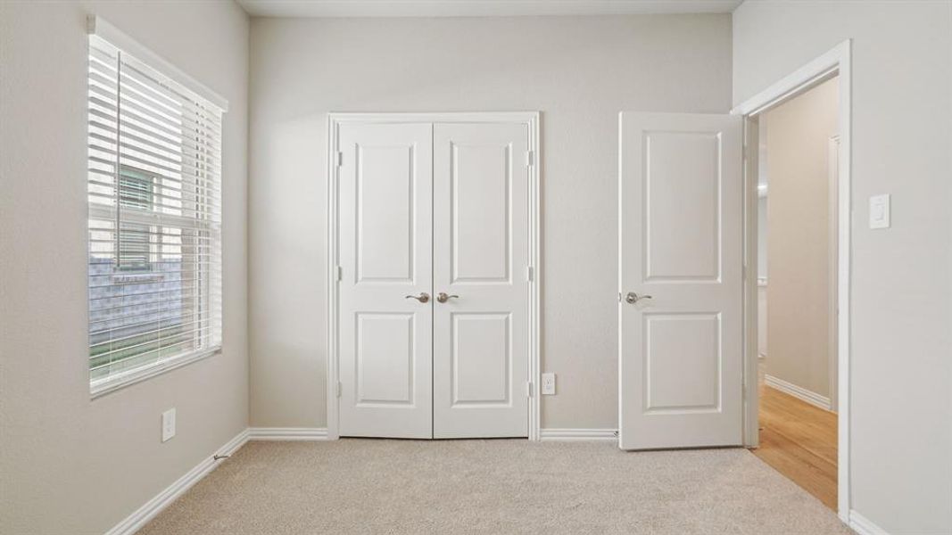 Photo is not of the actual home, but is an inspirational photo of builder’s model home and may depict options, furnishings, and/or decorator features that are not included. Photo is not of the actual home, but is an inspirational photo of builder’s model home and may depict options, furnishings, and/or decorator features that are not included.