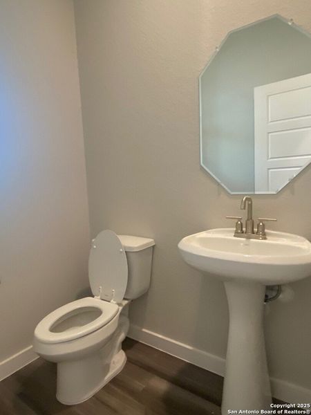 Furnished interior view inside a new home in Highland Ridge, New Braunfels (Image 7).