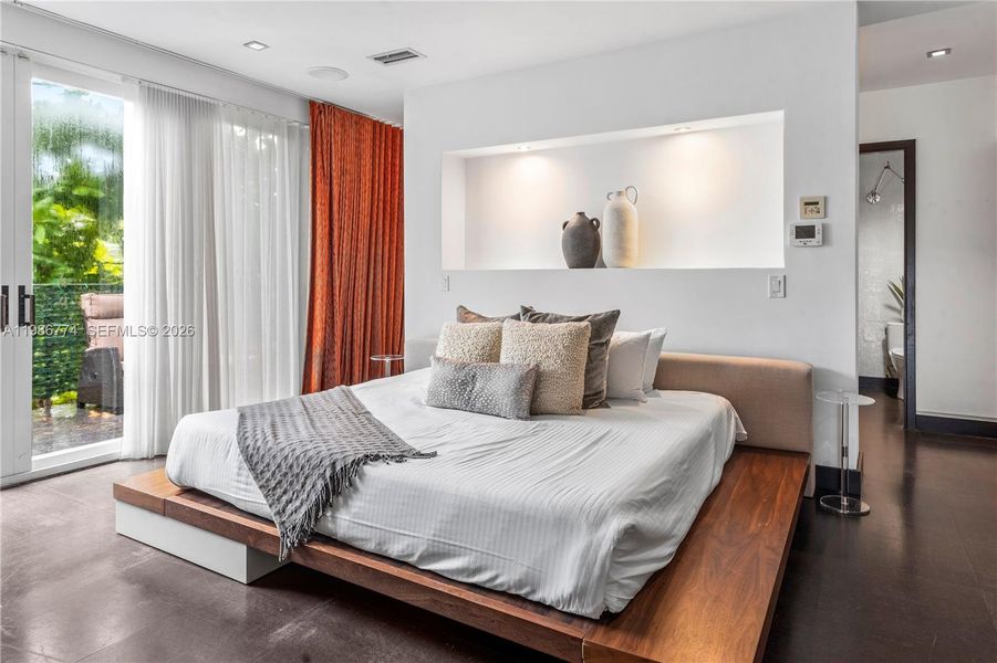 Furnished interior view inside a new home in , Miami (Image 43).