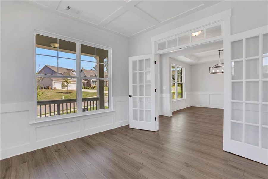 Spacious, unfurnished interior of a new home in Cambridge, Flowery Branch (Image 38). Spacious, unfurnished interior of a new home in Cambridge, Flowery Branch (Image 38).