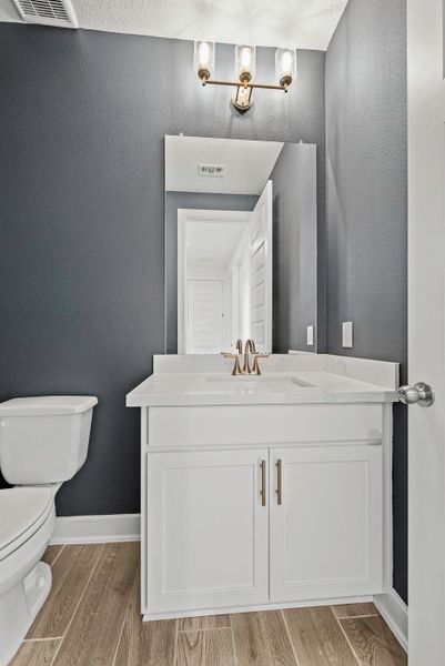 Representative image. Features, specifications, selections and colors may vary. Representative image. Features, specifications, selections and colors may vary.