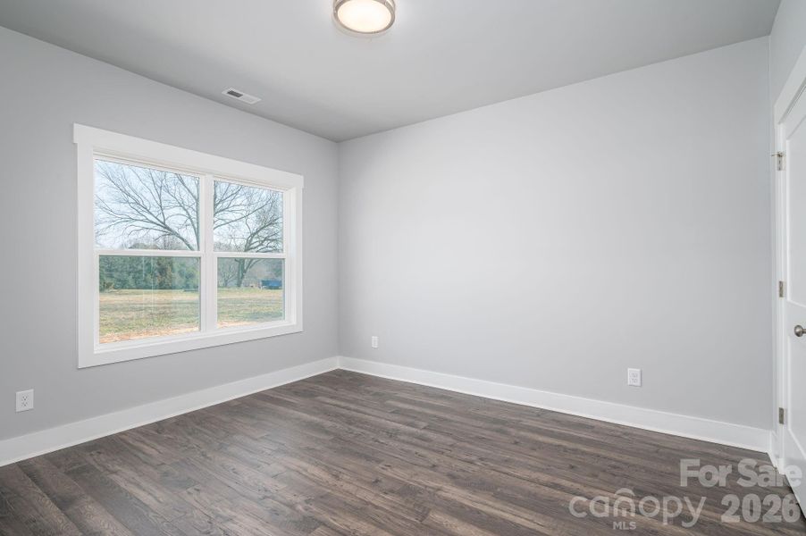 Spacious, unfurnished interior of a new home in , Shelby (Image 14).