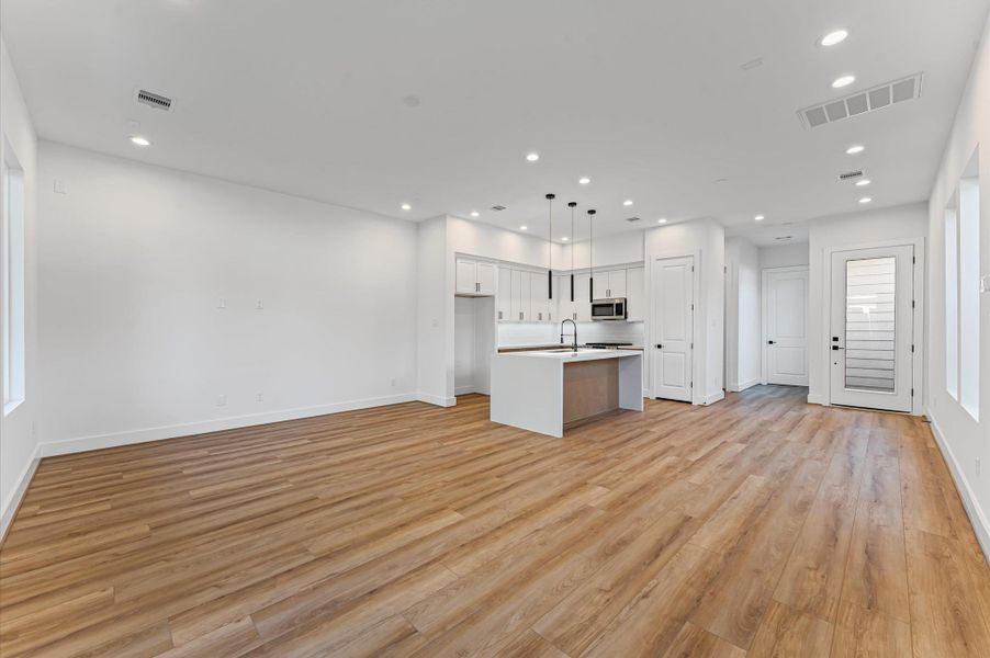Spacious, unfurnished interior of a new home in , Houston (Image 30). Spacious, unfurnished interior of a new home in , Houston (Image 30).