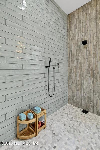 Image 33 of a home in .