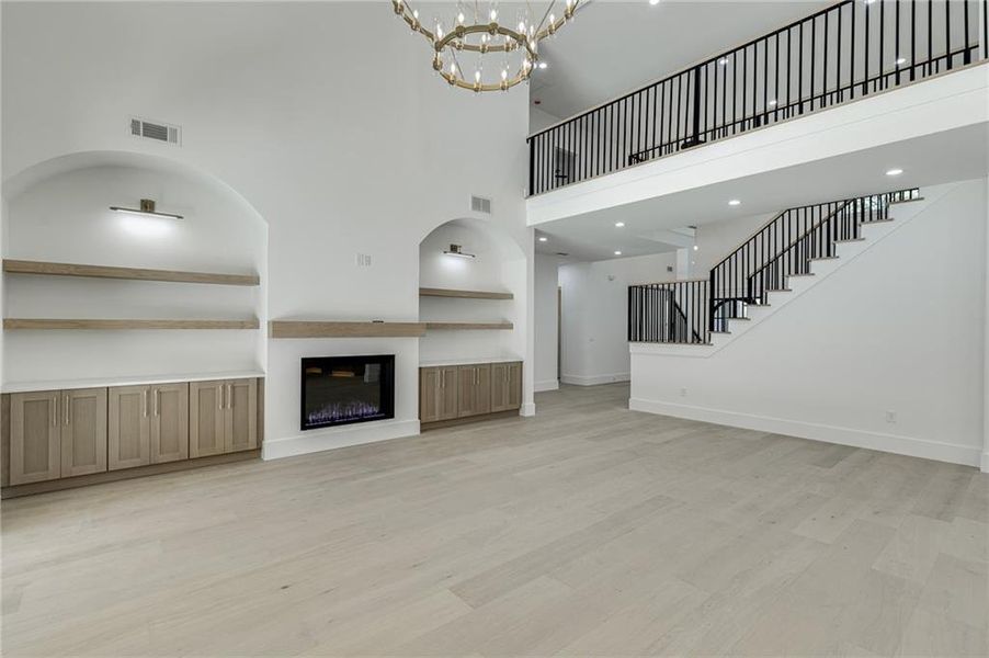 Spacious, unfurnished interior of a new home in , Gainesville (Image 61).