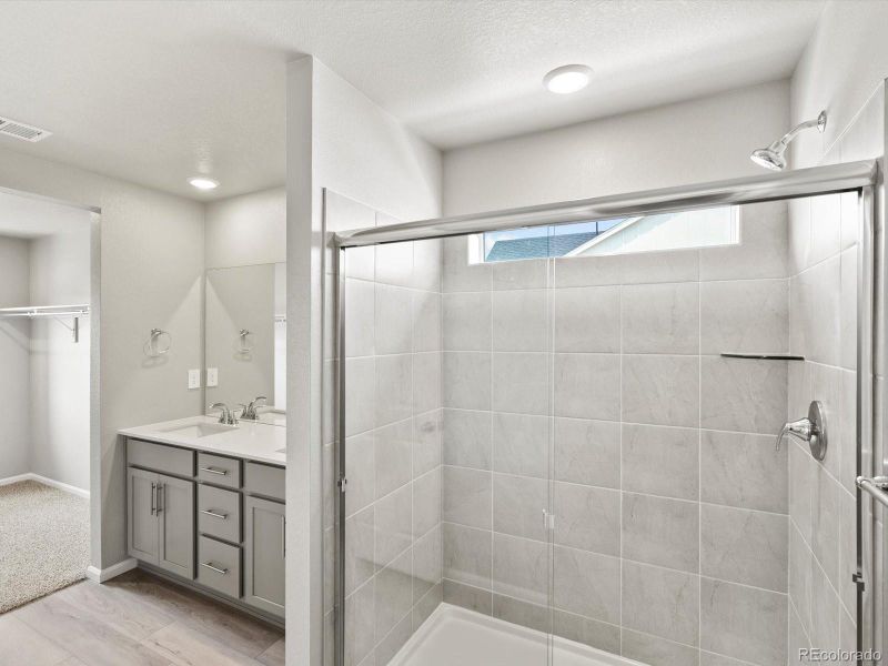 Furnished interior view inside a new home in Horizon Uptown: The Meadow Collection, Aurora (Image 5). Furnished interior view inside a new home in Horizon Uptown: The Meadow Collection, Aurora (Image 5).