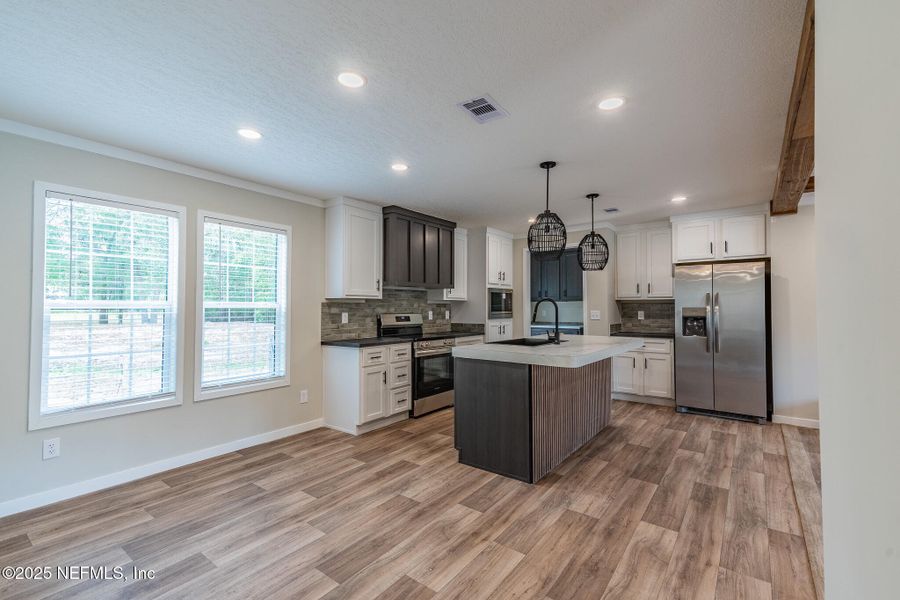 Furnished interior view inside a new home in , Callahan (Image 3).