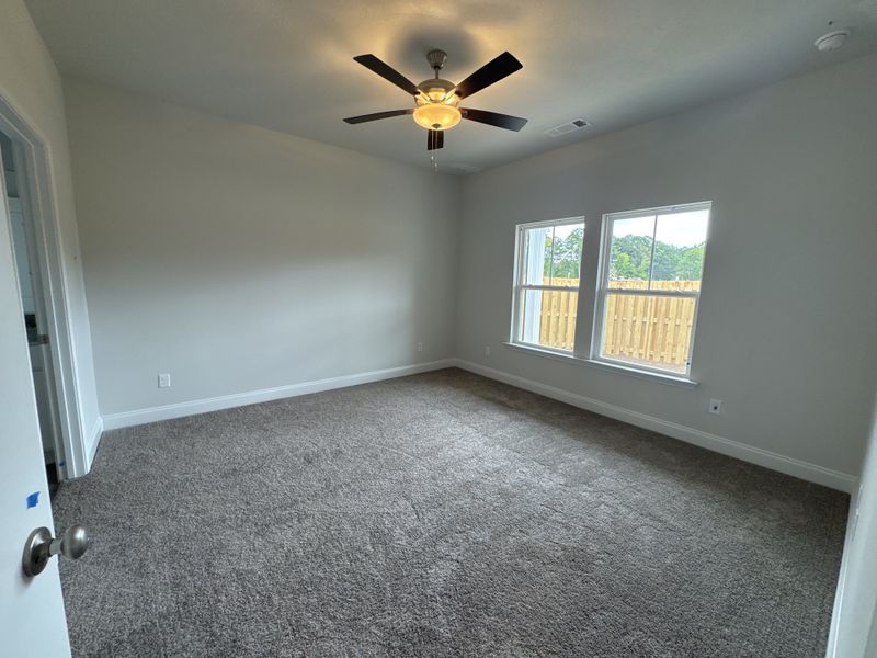 Spacious, unfurnished interior of a new home in Windsor, North Augusta (Image 19).