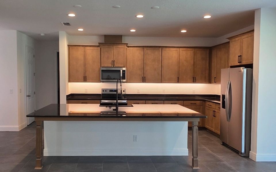 Modern Open-Concept Kitchen in Central Florida Home