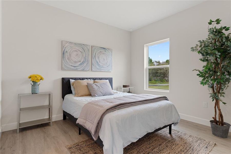 Furnished interior view inside a new home in , Dunnellon (Image 19).