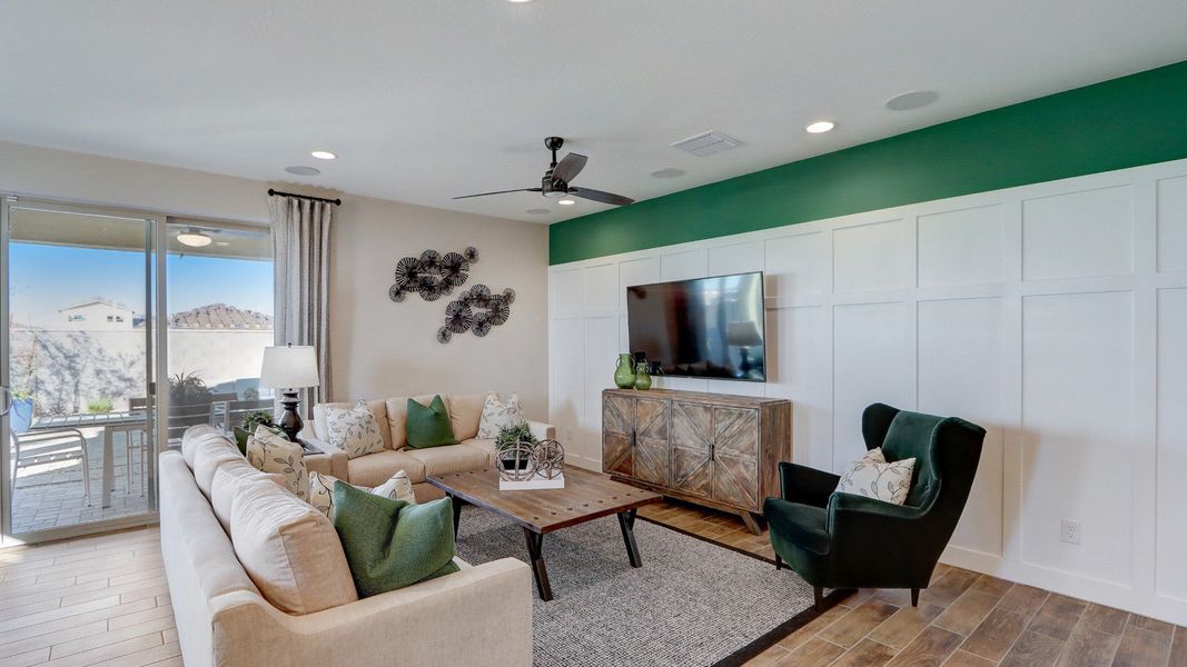 Representative furnished interior of a home built from the Belice by DRB Homes in The Lakes at Rancho El Dorado, Maricopa (Image 15).
