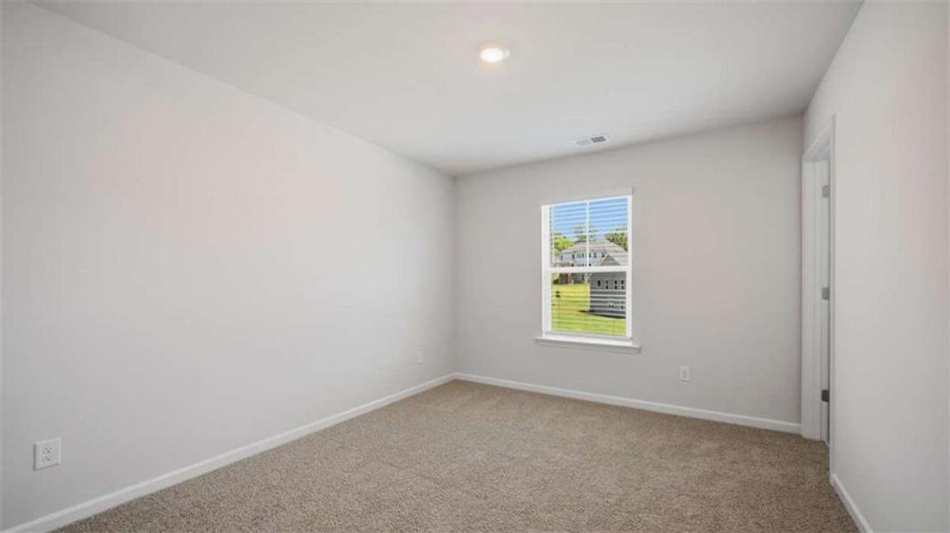 Spacious, unfurnished interior of a new home in Water Oak Estates, Lawrenceville (Image 26).
