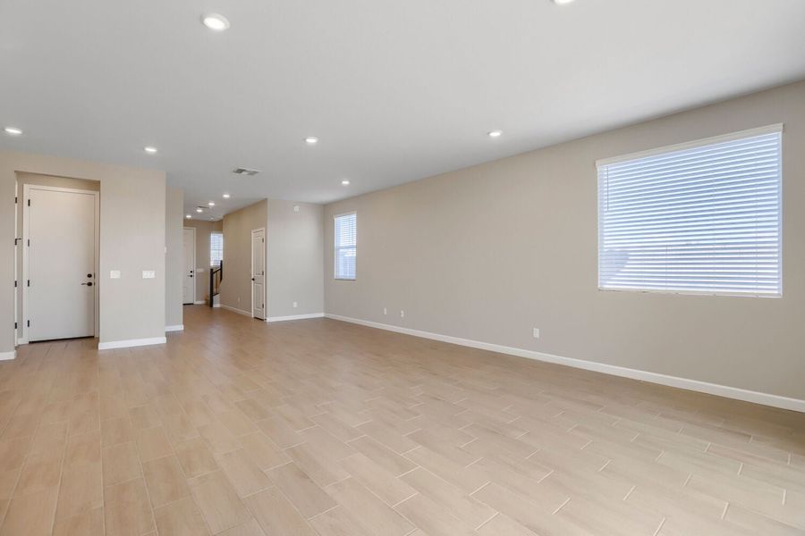 New Home in San Tan Valley, AZ.  - Slide 7