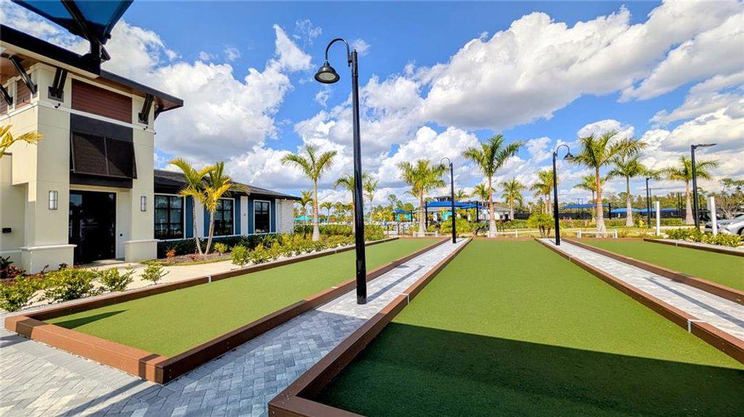 Image 12 of a home in Wellen Park Golf & Country Club.