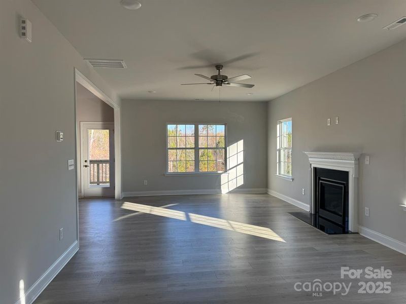 Spacious, unfurnished interior of a new home in Northlake, Statesville (Image 10).