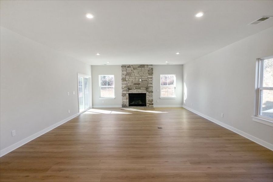 Spacious, unfurnished interior of a new home in Canterbrook Farms Ranches, Fountain Inn (Image 14). Spacious, unfurnished interior of a new home in Canterbrook Farms Ranches, Fountain Inn (Image 14).