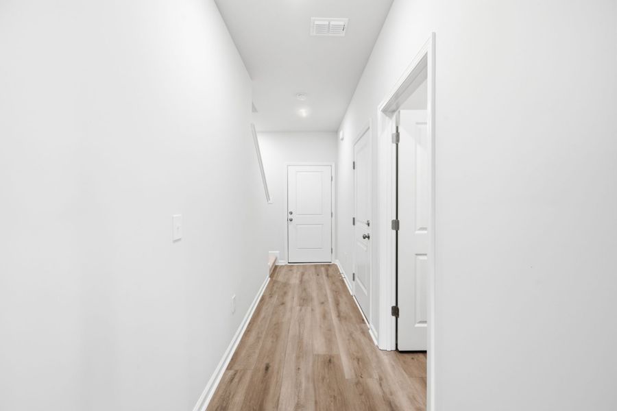 Spacious, unfurnished interior of a new home in Grand Arbor, Blythewood (Image 33). Spacious, unfurnished interior of a new home in Grand Arbor, Blythewood (Image 33).