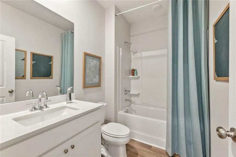 Furnished interior view inside a new home in , Gainesville (Image 9).