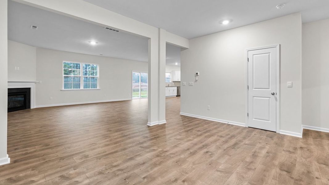 Spacious, unfurnished interior of a new home in The Landing at Summerhaven, Mebane (Image 16).