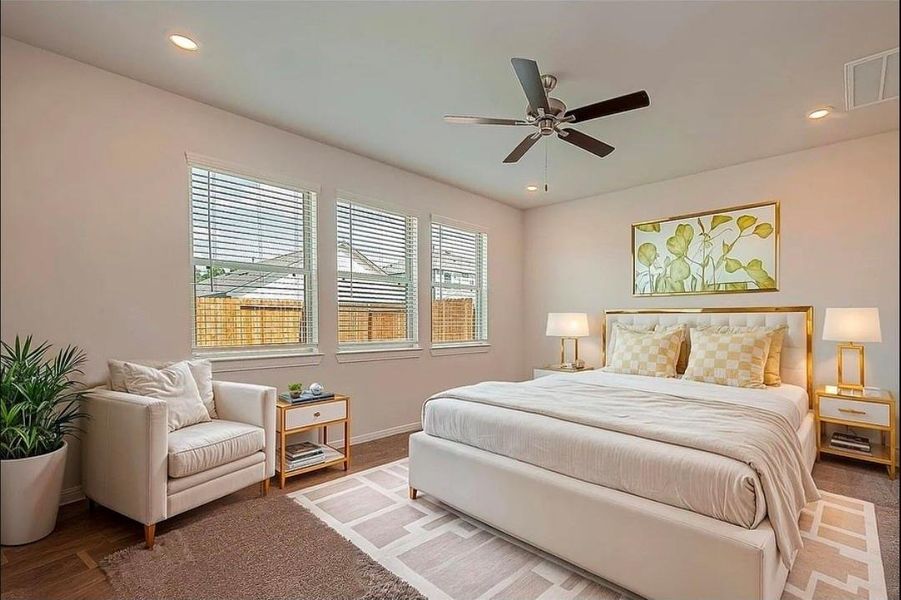 Furnished interior view inside a new home in Crosby Farms, Crosby (Image 9).