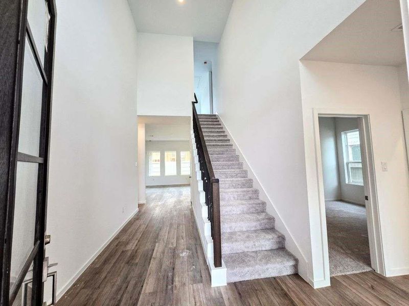 *Not actual home, pictures representative of same floor plan*