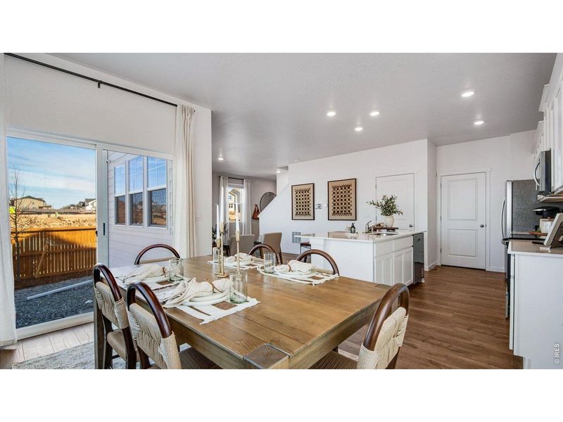 Furnished interior view inside a new home in Prairie Song, Windsor (Image 25).