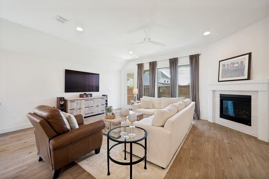 Furnished interior view inside a new home in Trinity Falls, McKinney (Image 8).
