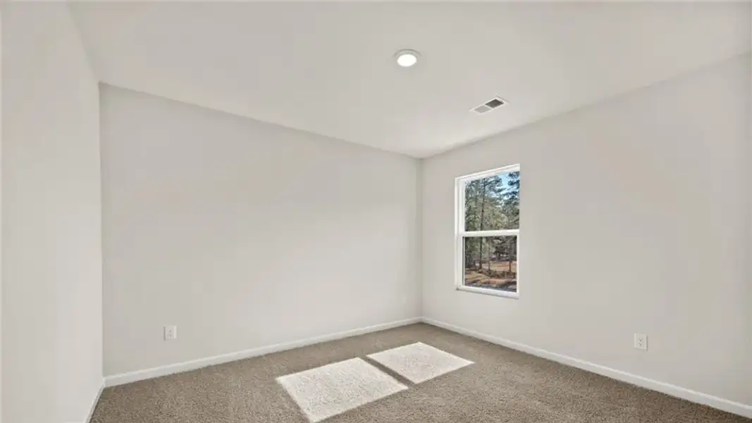 Spacious, unfurnished interior of a new home in Poplar Preserve, Newnan (Image 22). Spacious, unfurnished interior of a new home in Poplar Preserve, Newnan (Image 22).