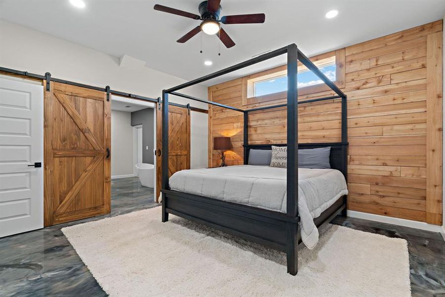 Furnished interior view inside a new home in , Stephenville (Image 14).