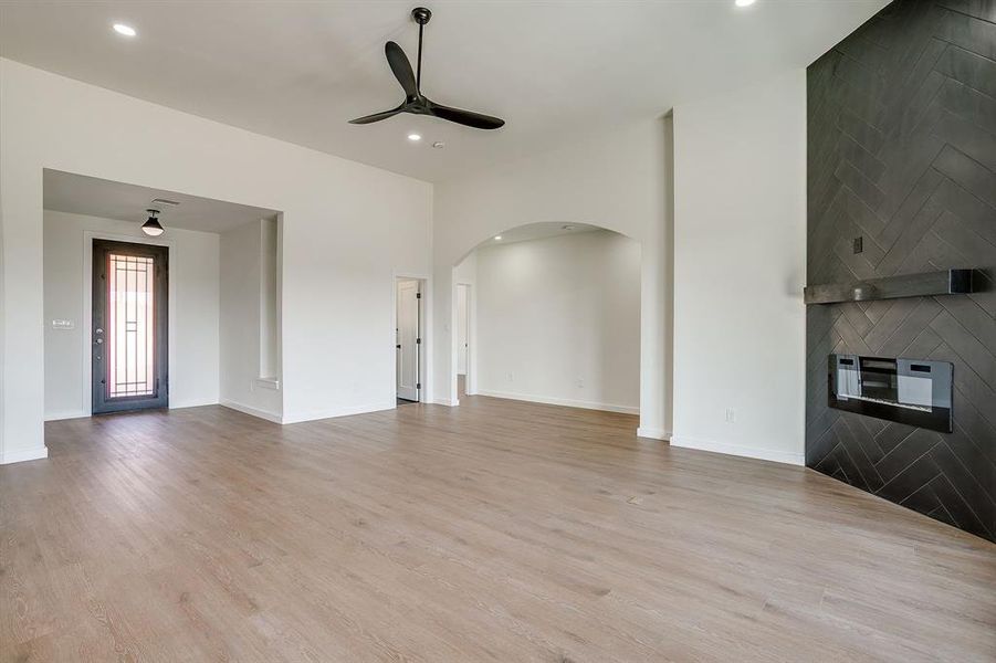 Spacious, unfurnished interior of a new home in , Cresson (Image 24).