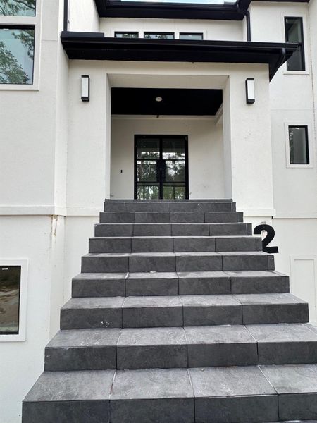 Exterior details and patio area of a home in , Humble (Image 12).