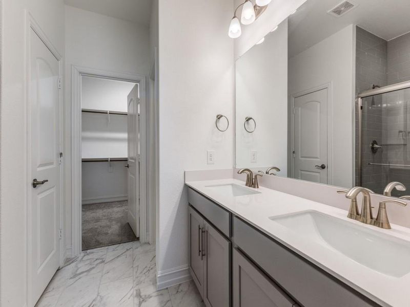 Furnished interior view inside a new home in Woodcreek, Fate (Image 10).