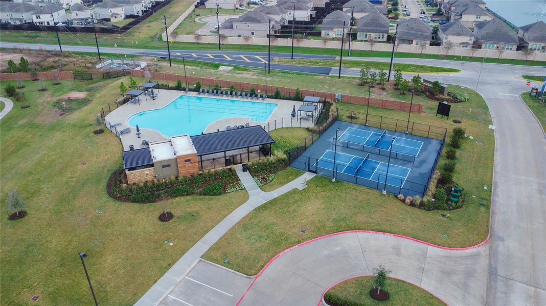 Community amenities in Katy Court, Katy (Image 31).