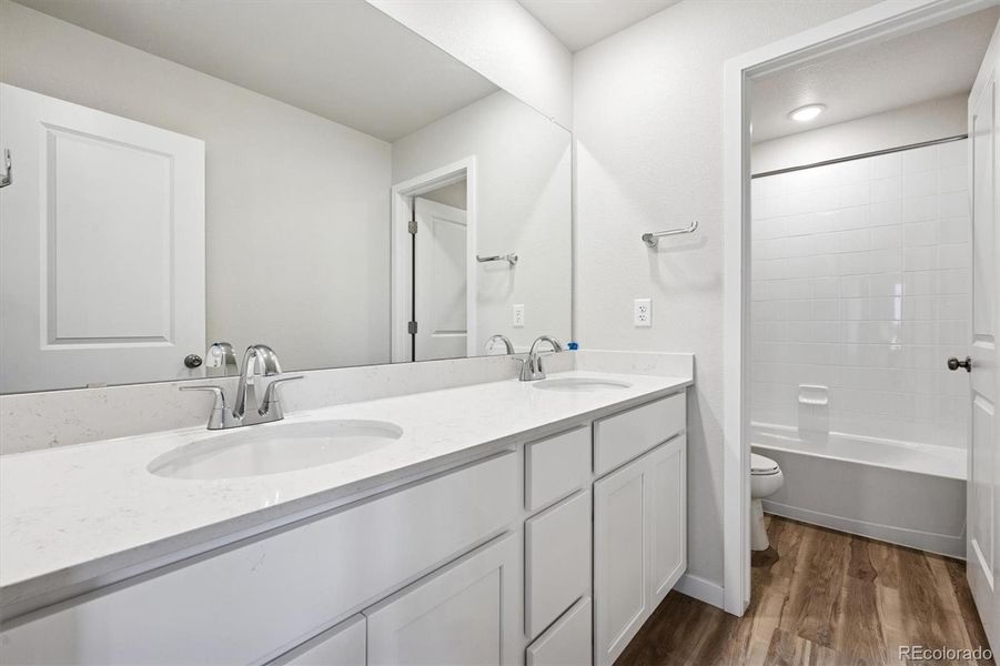 Furnished interior view inside a new home in Windler, Aurora (Image 6).