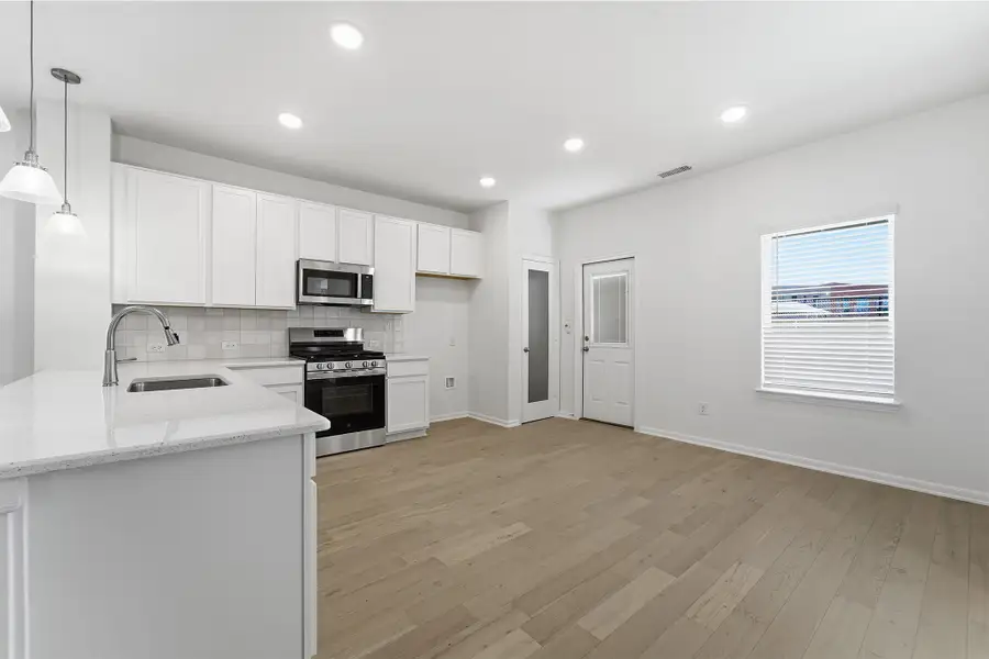 Furnished interior view inside a new home in Pebblebrook, Sherman (Image 6).
