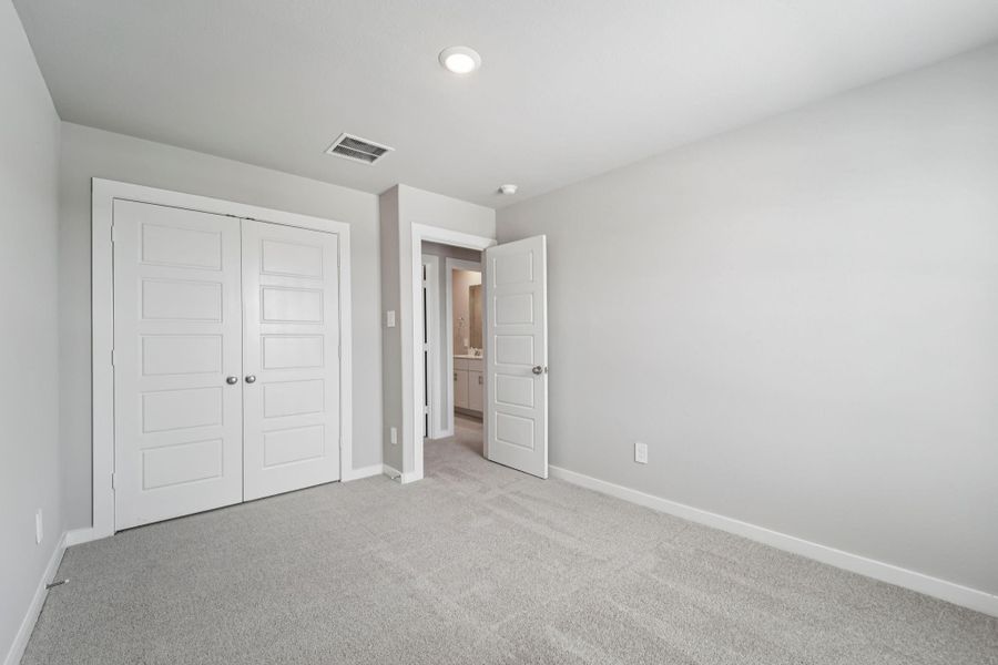 Spacious, unfurnished interior of a new home in Heights of Barbers Hill, Mont Belvieu (Image 13). Spacious, unfurnished interior of a new home in Heights of Barbers Hill, Mont Belvieu (Image 13).