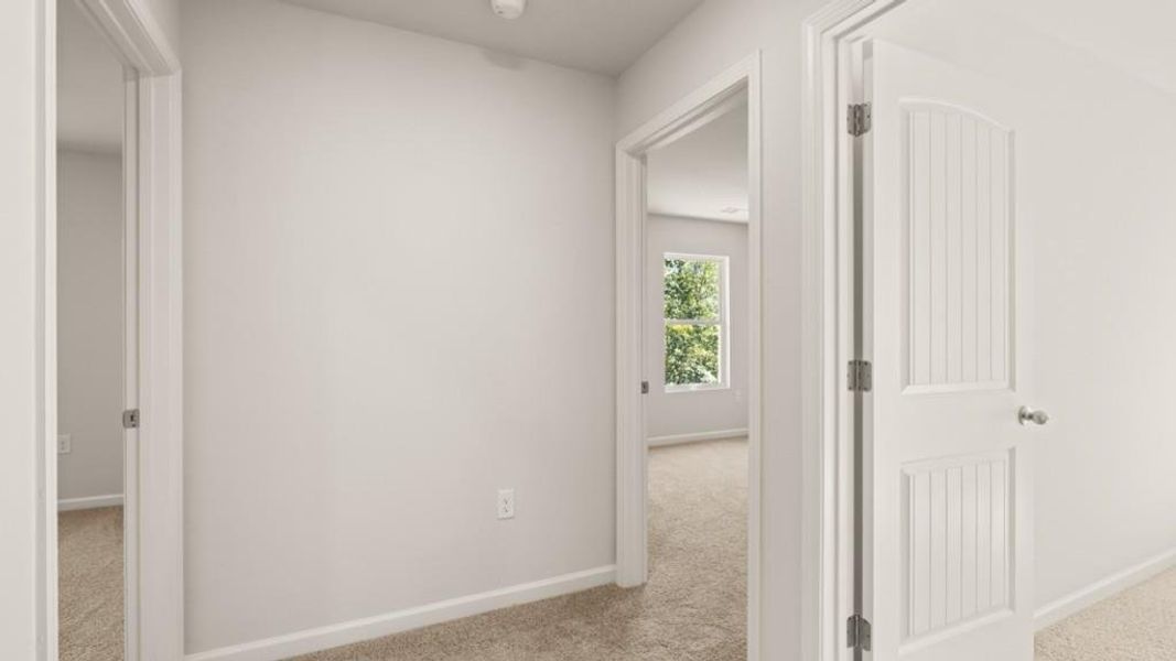 Spacious, unfurnished interior of a new home in Rolling Meadows, Jasper (Image 30).