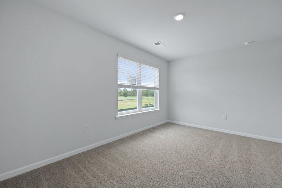 Spacious, unfurnished interior of a new home in Center Pointe, Santee (Image 13).