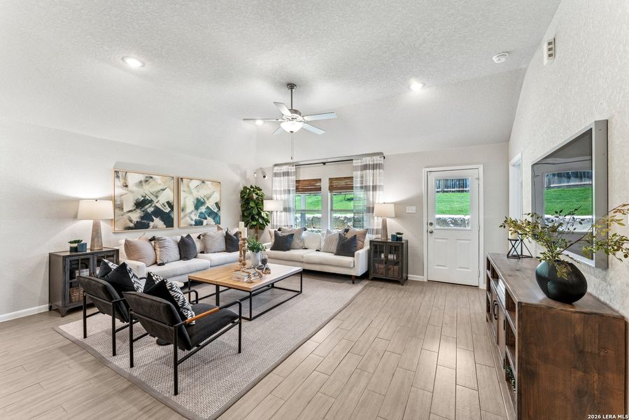Furnished interior view inside a new home in Cinco Lakes, San Antonio (Image 13).