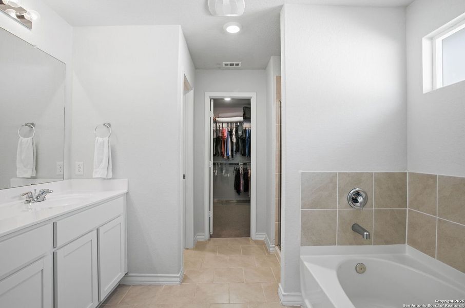 Furnished interior view inside a new home in , San Antonio (Image 13).