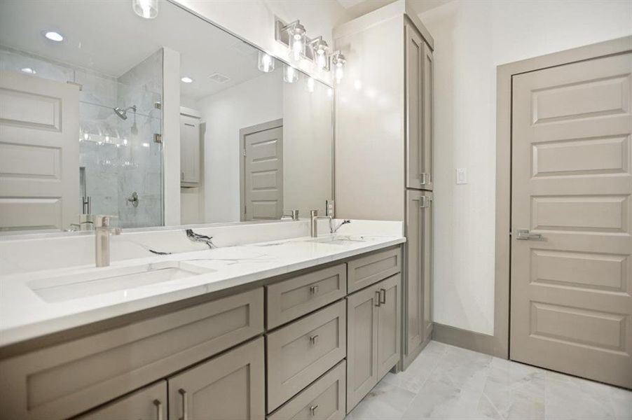 Furnished interior view inside a new home in , Dallas (Image 10). Furnished interior view inside a new home in , Dallas (Image 10).
