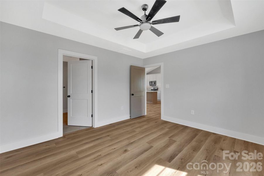 Spacious, unfurnished interior of a new home in , Lincolnton (Image 17).