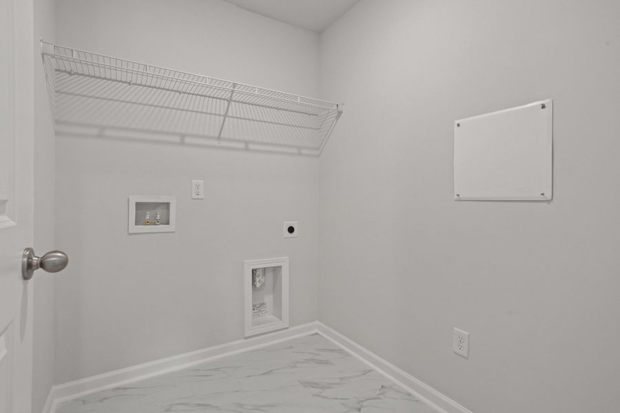 Spacious, unfurnished interior of a new home in The Pier South, Seneca (Image 11). Spacious, unfurnished interior of a new home in The Pier South, Seneca (Image 11).