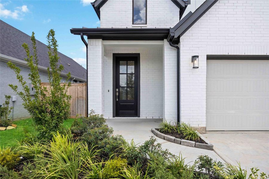 Exterior details and patio area of a home in Jordan Ranch, Katy (Image 23). Exterior details and patio area of a home in Jordan Ranch, Katy (Image 23).