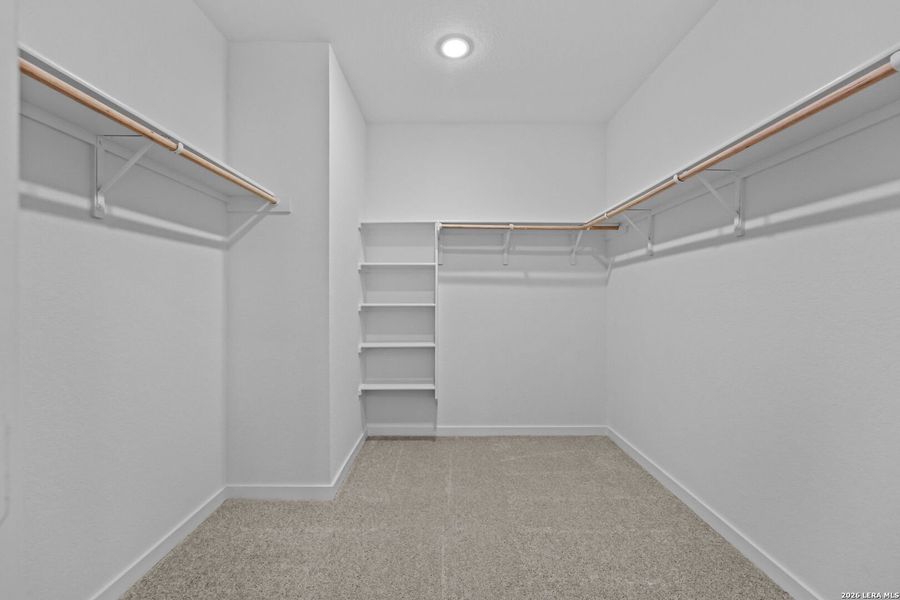 Spacious, unfurnished interior of a new home in Waterwheel, San Antonio (Image 26).