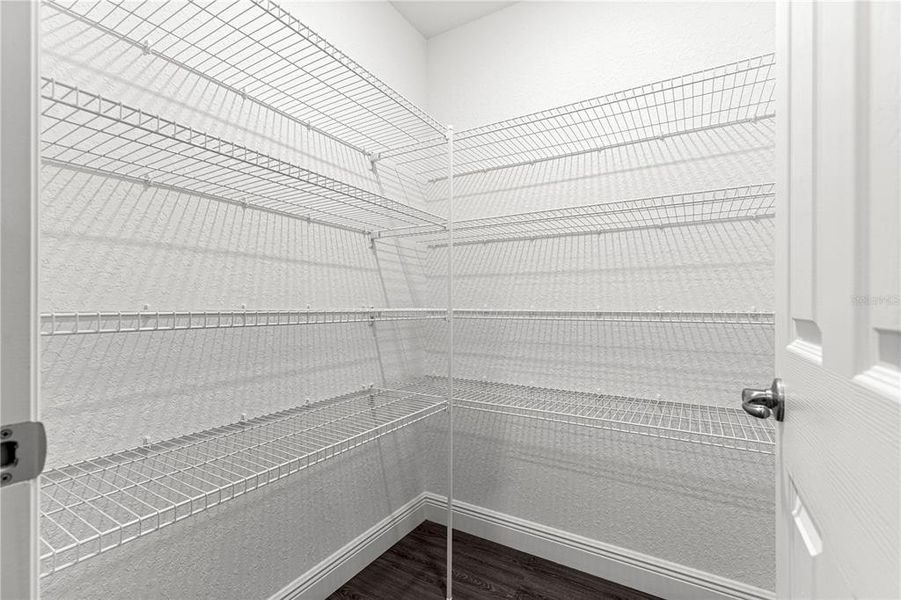 Spacious, unfurnished interior of a new home in , Summerfield (Image 11).