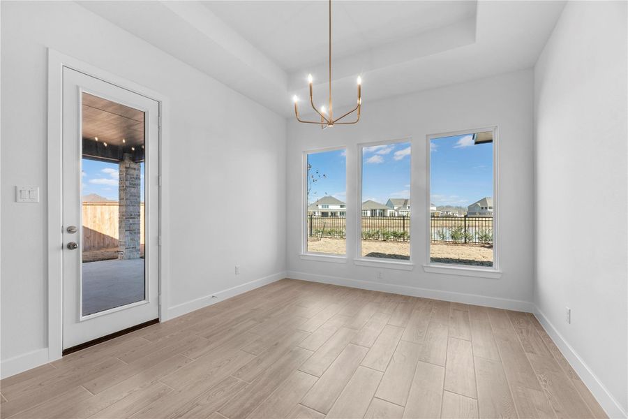 Representative image. Features, selections, and colors may vary.