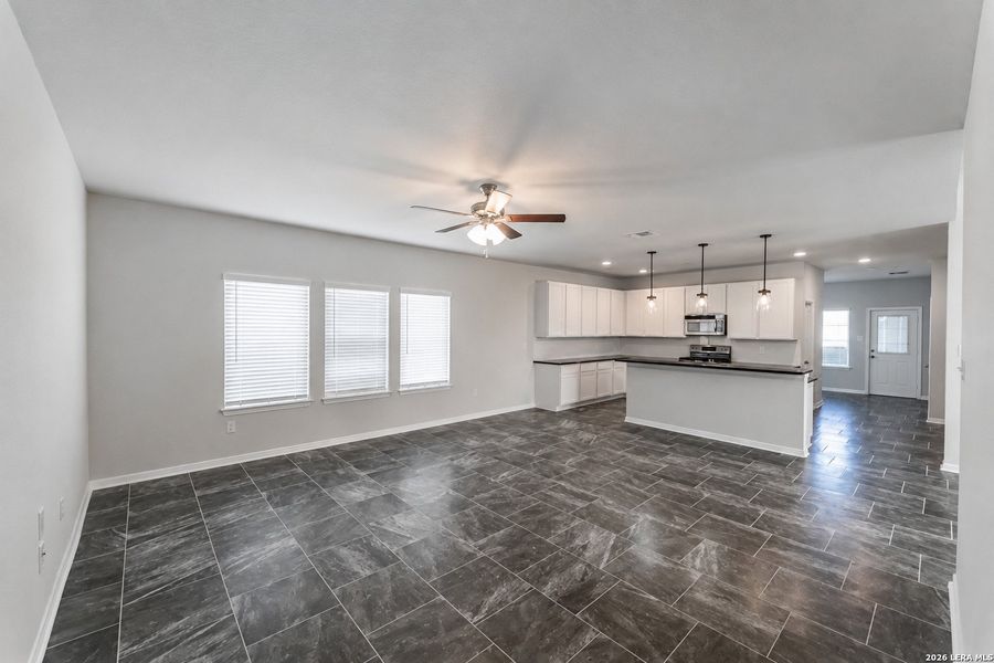Spacious, unfurnished interior of a new home in Morgan Meadows, San Antonio (Image 13).