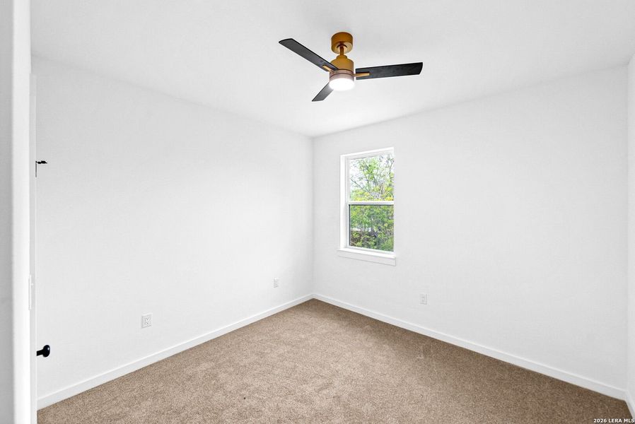 Spacious, unfurnished interior of a new home in , San Antonio (Image 48).